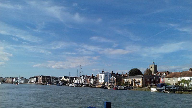 wivenhoe colne river